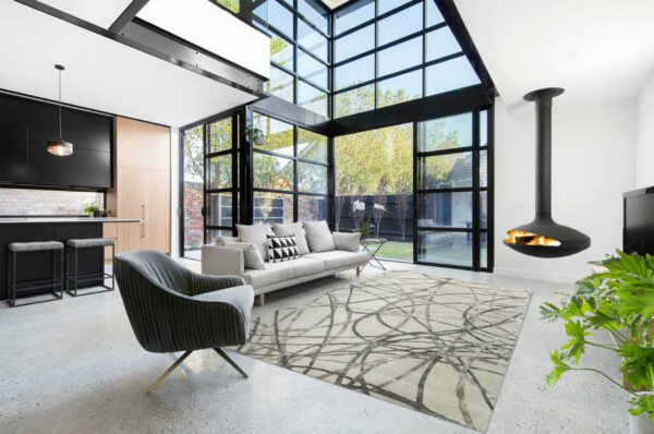 LRG-105 Classic Grey Liquorice - In Situ