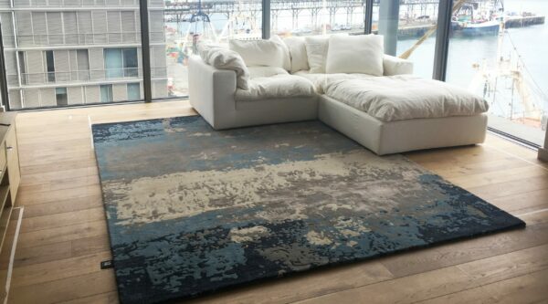 LRG108 B Splatter Blue - In situ 2